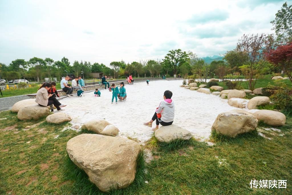 传媒陕西 春暖花开，太乙风雅绿道精彩呈现，真切感受到生态流入城市的惬意