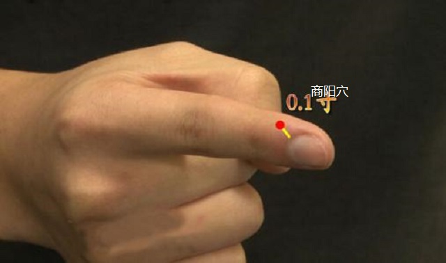 深度养生知识|便秘怎么办？做好“喝一水，按三处”，滋润肠道，神清气爽