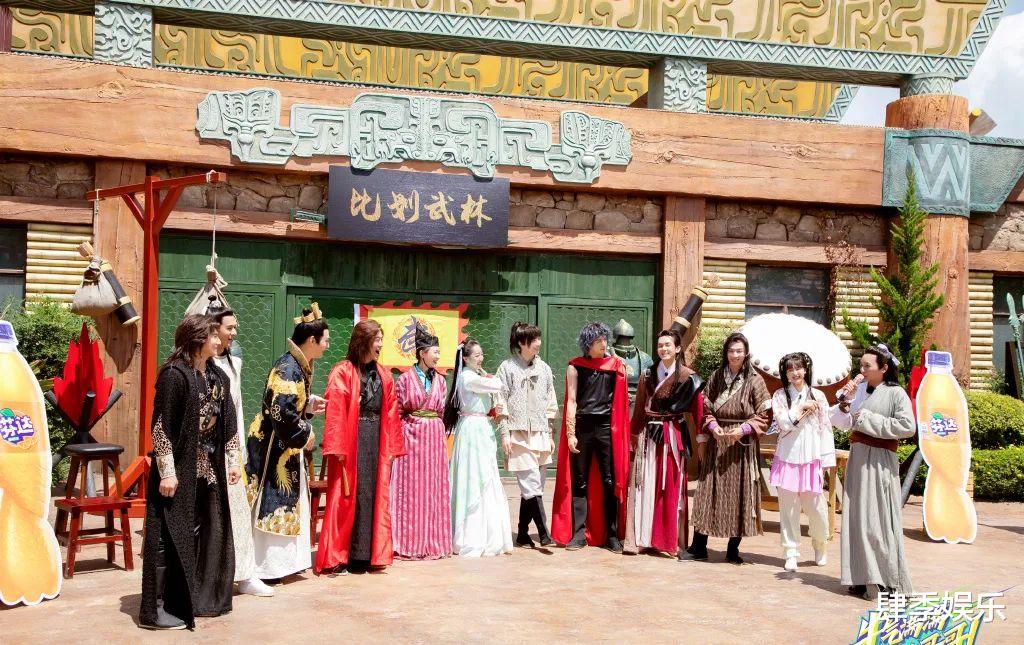 何超莲|《牛气满满的哥哥》：都快收官了，这群孩子却依旧如初，愣头青