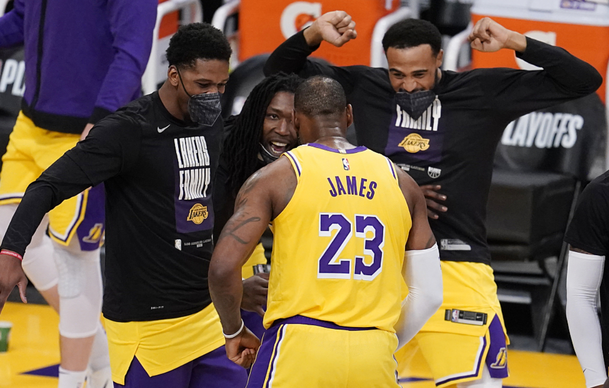 湖人隊|14分大勝，湖人再下一城！詹姆斯三巨頭轟75分，保羅7+5+6無力支撐