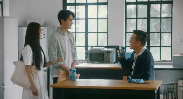 尤娜|月薪2W，才配称为网剧穷人