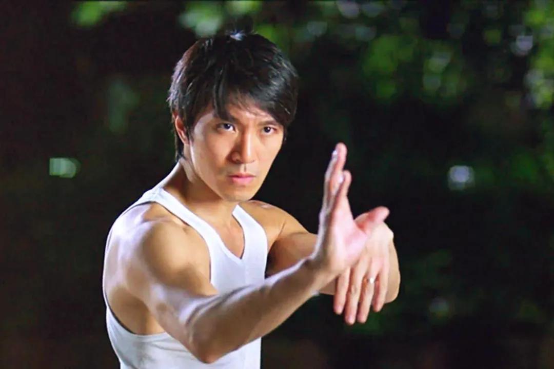 周杰伦|12位有“特殊怪癖”的明星：周杰伦不穿内裤、罗志祥蹲着小便