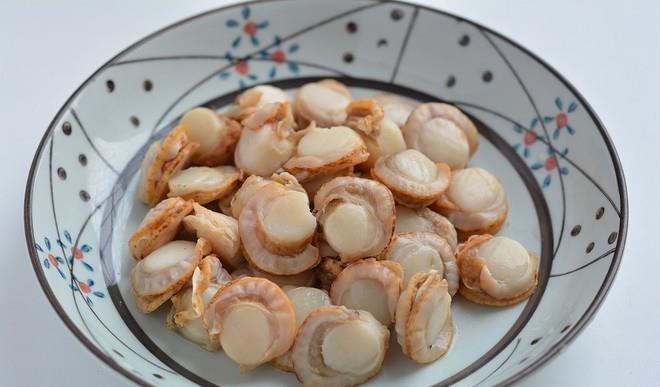 韭菜|“快给肠子洗个澡”，春天吃它正当季，清肠刮油，大肚子也变小了