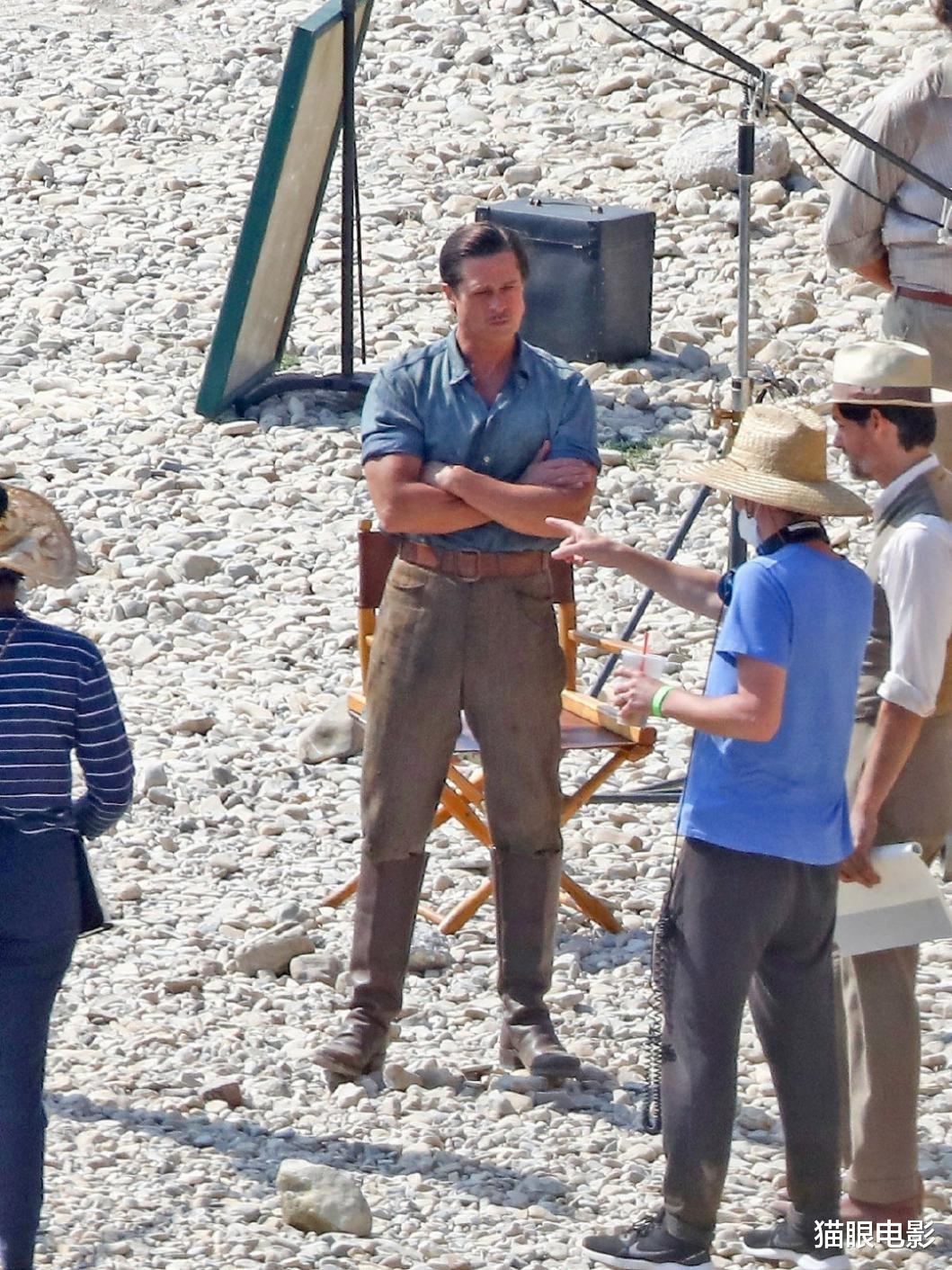 布拉德·皮特|58岁皮特魅力不减！穿衬衣秀大块肌肉，新片与小丑女蜘蛛侠合作