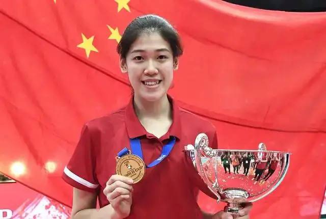 姚迪|盘点排超10位颜值实力俱佳的球员，天津占四席，第一归属江苏