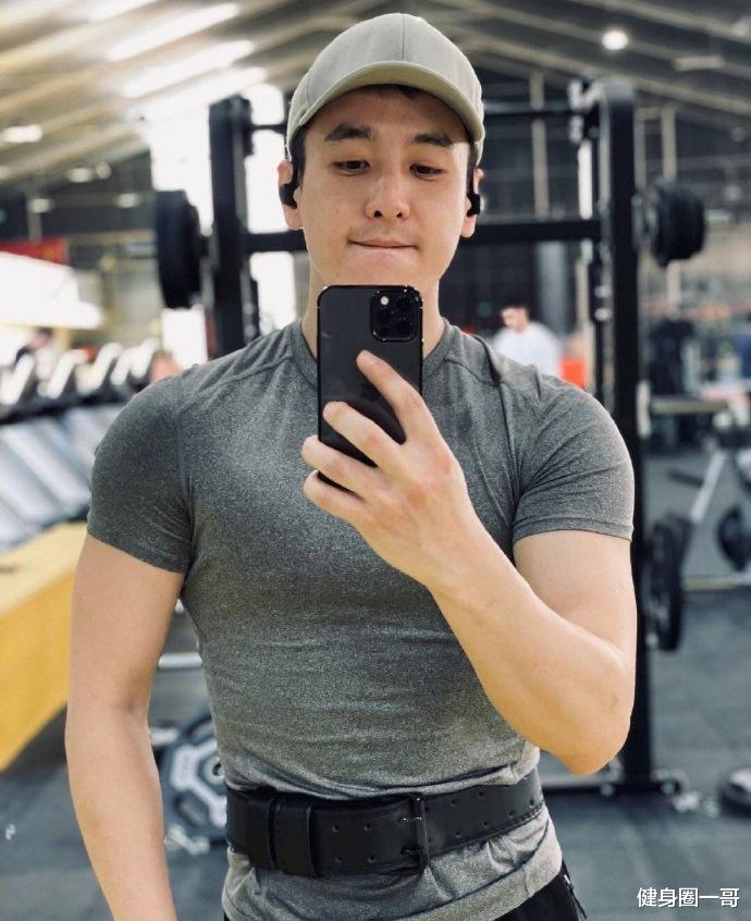 爱很美味|看《爱很美味》,突然迷上任彬,原来那么爱撸铁,还一身腱子肉!