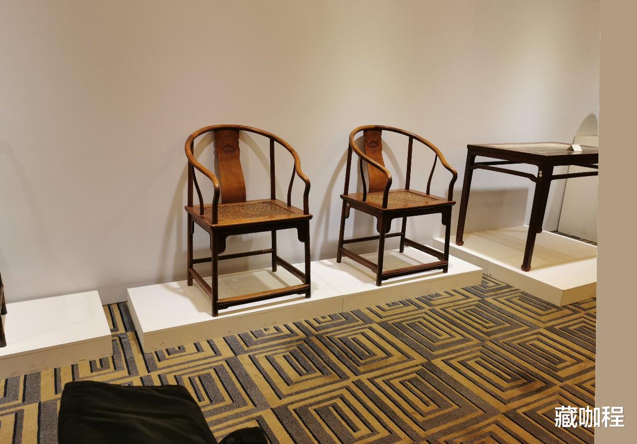 明式家具|十里无一还成对，清黄花梨圈椅扶手不出头