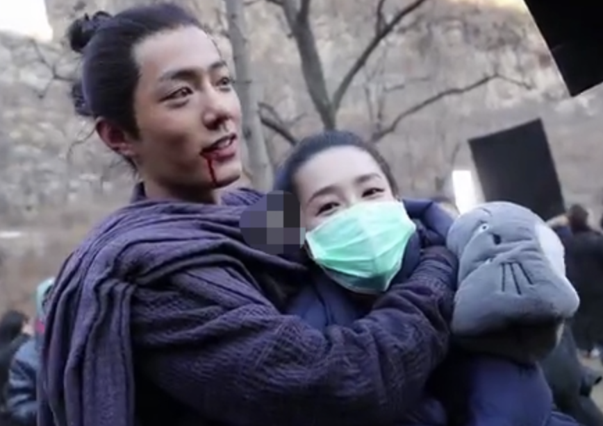 耶稣|被诈骗7位数，懒理肖战示好，“抢”娜扎资源，李沁终于清醒了！