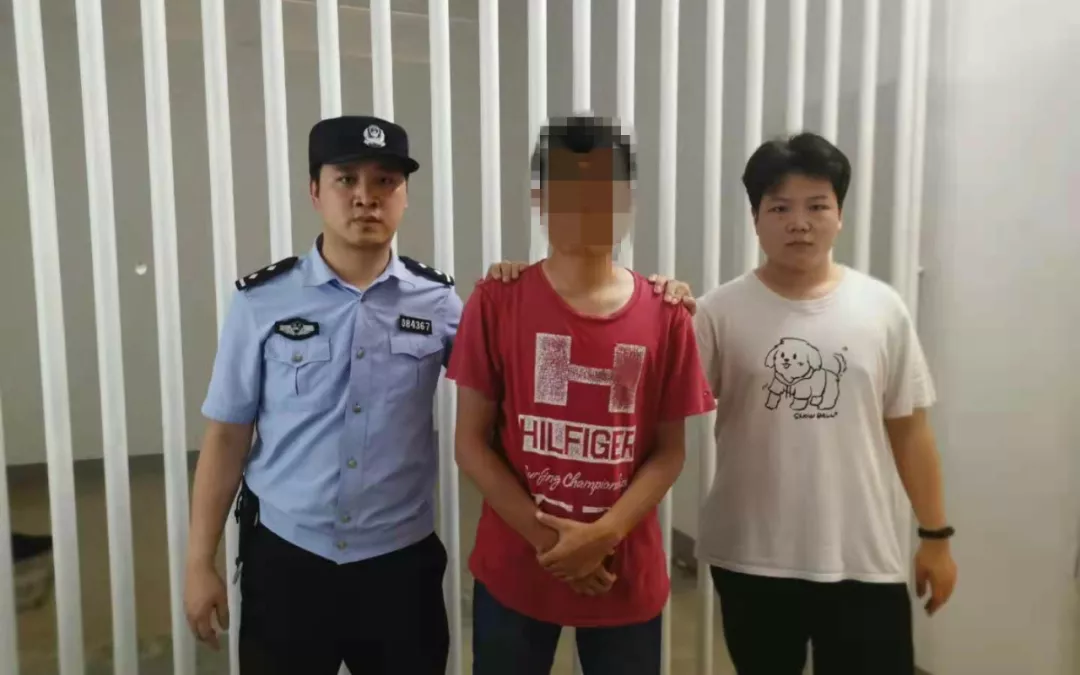 |民警乔装成钓鱼人，抓获正在钓鱼的电诈逃犯
