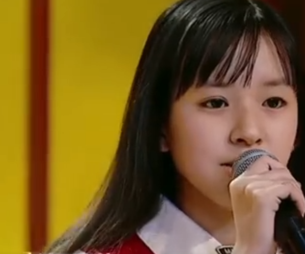 鲍蕾|程潇自称长得丑基因不好，当小6岁妹妹初次出镜，才知道啥叫真人芭比