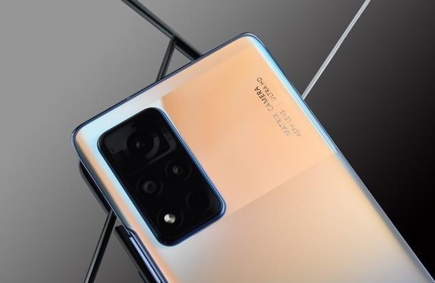 奶爸育儿宝库|被华为“卖掉”之后,荣耀已经截然不同,红米这次不香了?