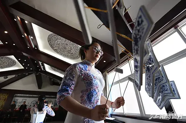 江西日报 各大媒体聚焦景德镇！带你看到一座独一无二的城市！