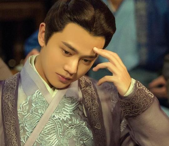 张爱玲|颜值最高的8位男明星，每一位都叱诧风云，你最喜欢哪一位？