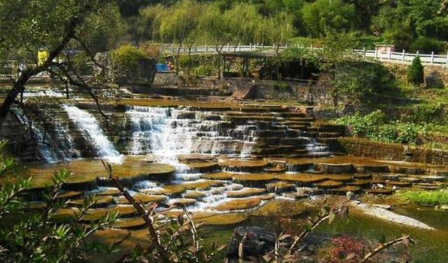 陕西 安康走红一山脉景区,耗资5500万打造,被赞关中“小武当山”