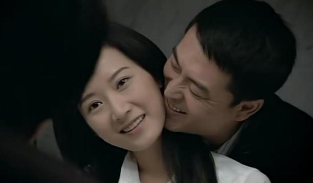 宋思明|12年过去了，再看《蜗居》，折射出的是人性的“贪”和“欲”