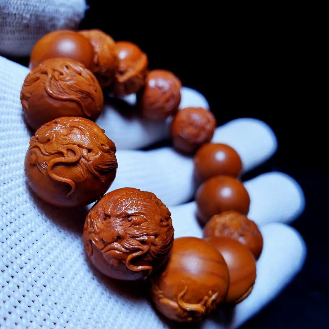 核雕|核雕手串必须有配饰吗？这些手串不用配饰也很美！