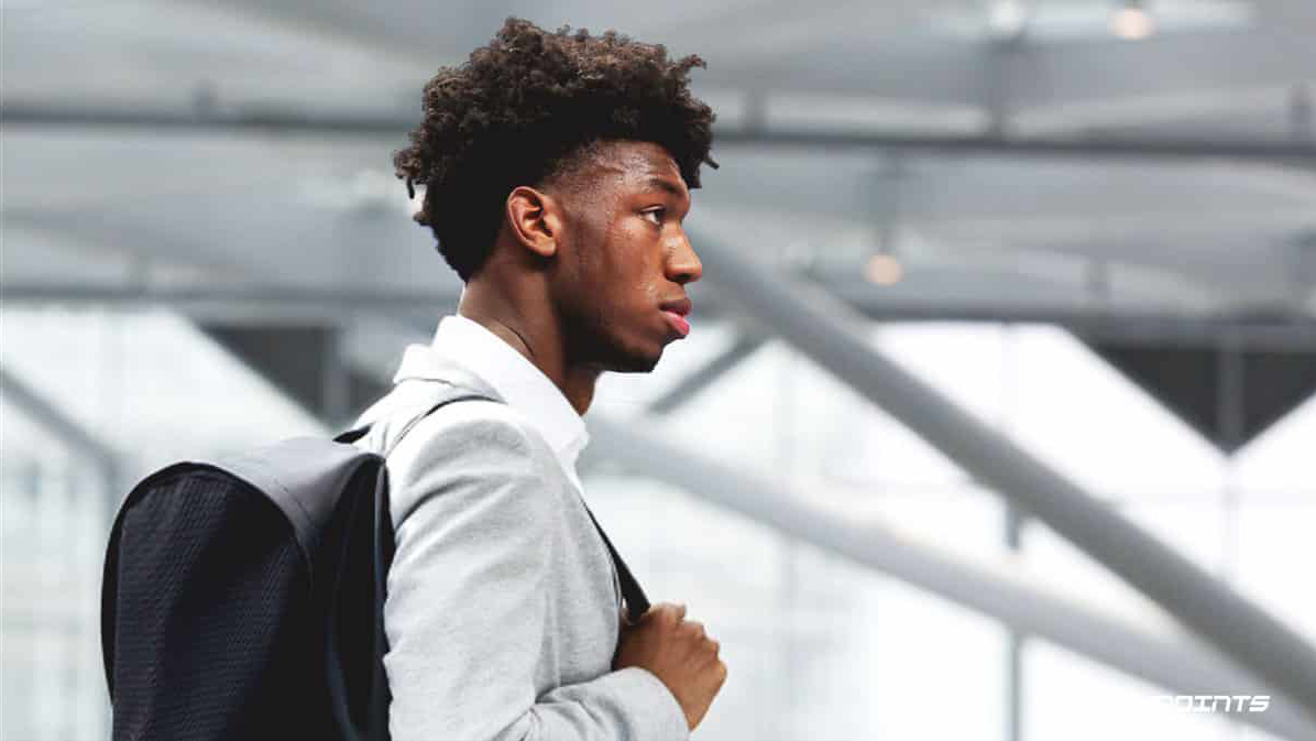 勇士队|勇士消息：乌布雷欲签2千万年薪，怀斯曼传闻更新，格林任分析师