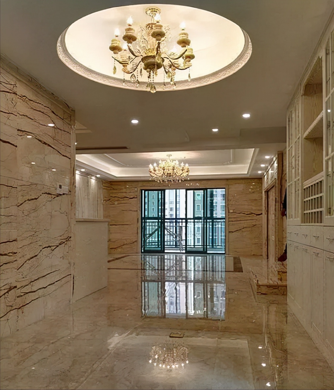 老婆独自装修新房，我看到效果难以接受，隔壁邻居却都夸老婆活好能干！