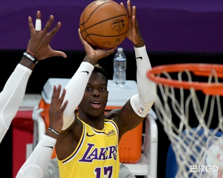 湖人队|拒绝8400万!利用鸟权给湖人施压,苏群说的没错,老詹更需要洛瑞