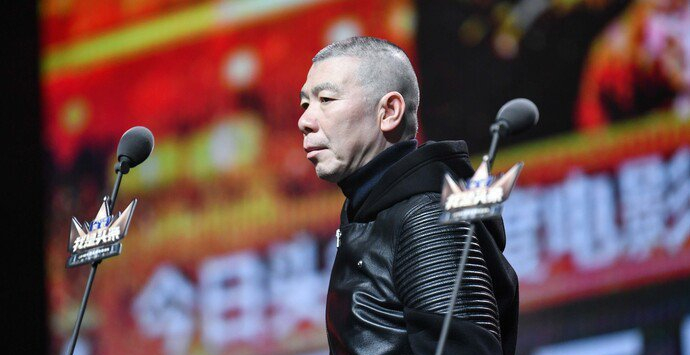 沈阳|“投机倒把”冯小刚，10亿合同泄露，撕开娱圈背后洗钱套路