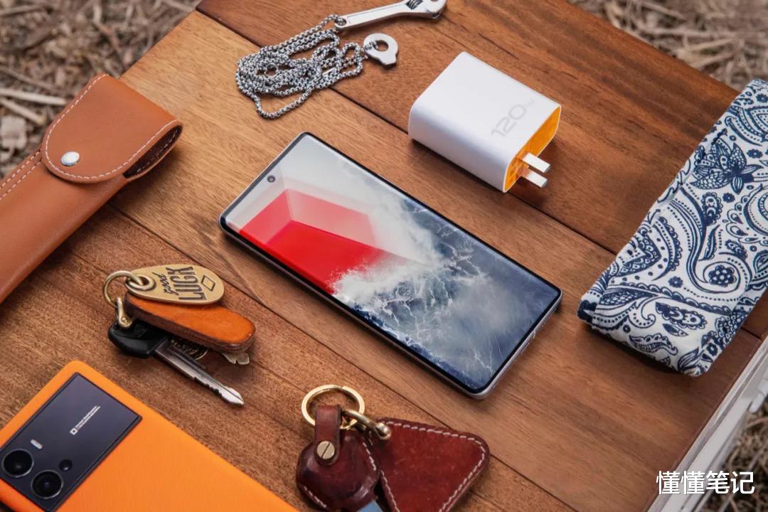 iqoo|iQOO 9开年亮剑：从破局者到破圈者