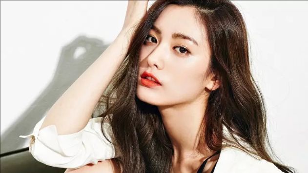 香奈儿|“人鱼公主”林珍娜：一度被评为“世界第一美”，却无缘国内发展