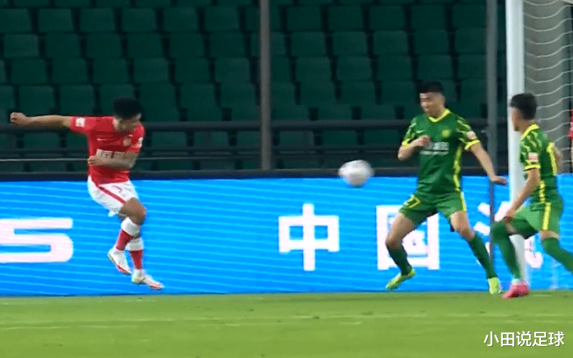 北京國安|中超爭議判罰！國安禁區(qū)內(nèi)手球不判，VAR提醒后又遭主裁無視？