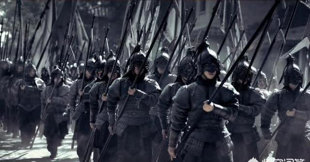 浩浩爱说时尚|都说“马氏五常，白眉最良”，为何马良随军未指出刘备连营八百里的错误？