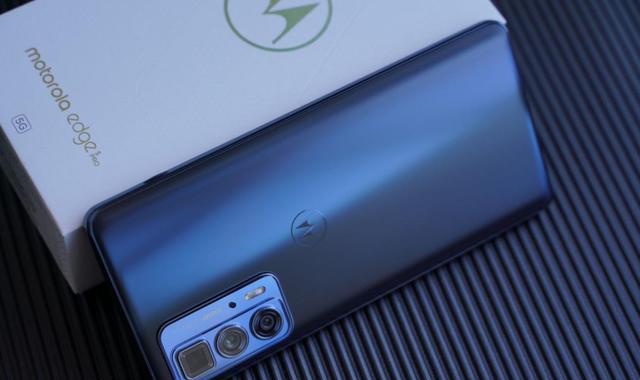 摩托罗拉|降900元，50倍变焦+骁龙870！12G+256G两年不卡