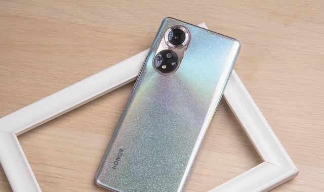 童书小窝|荣耀30和荣耀50综合对比，哪一款更值得入手，看完就清楚了