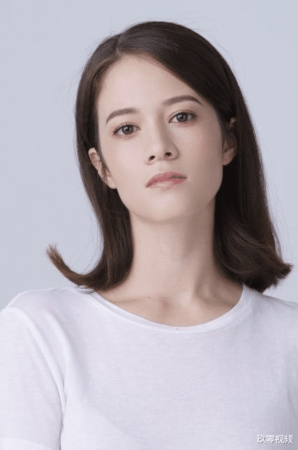 战狼2|她本是《战狼2》的女主，因嫌片酬太少拒绝吴京，如今混成这样