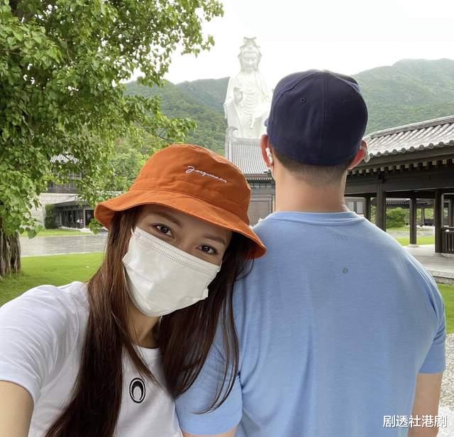 张曦雯|恭喜！31岁香港著名女星被曝好事将近，已带混血外国男友见家长
