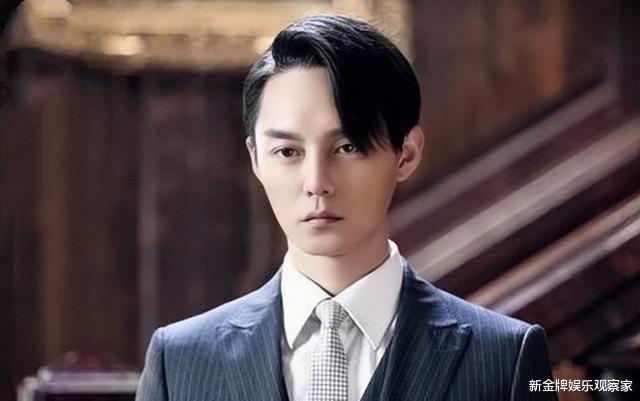 尹正|明星都是胖着玩?尹正减肥成功瘦出尖下巴,但发际线却回不来了