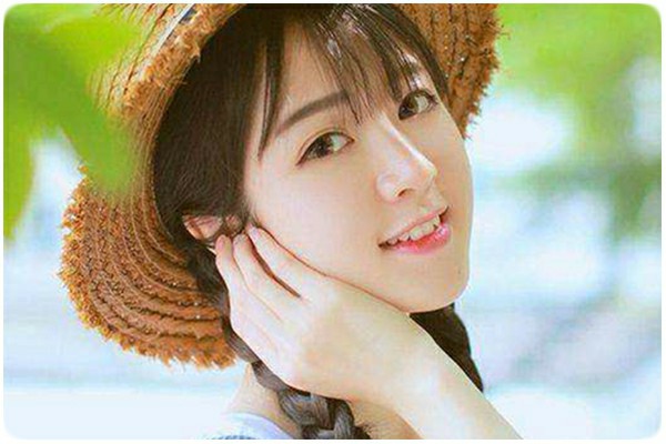 叶本心 肢体语言：当女人与你保持三个距离，她可能在“玩弄”你的感情！