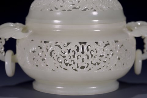 |回流 和田玉双蝠耳香熏炉、和田白玉料精雕