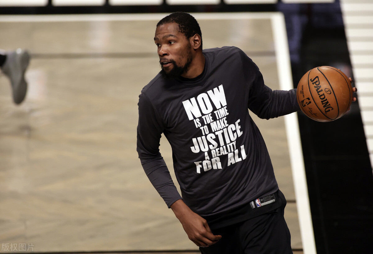 辽宁男篮|能让杜兰特放弃寡姐洗澡水，悄悄关注并点赞的美人是何方神圣？