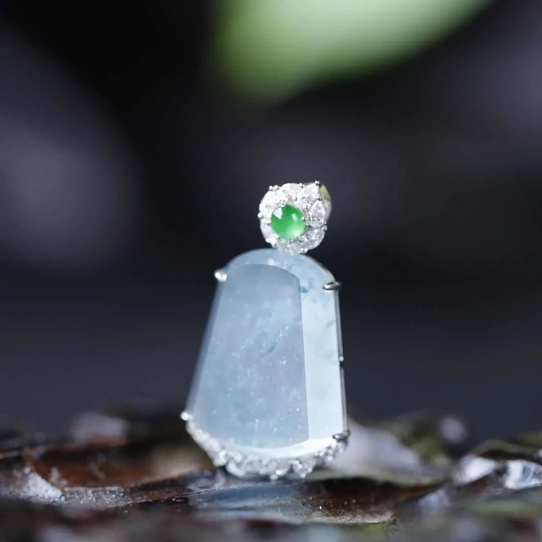 翡翠|翡翠到底用“水养”还是“油养”？