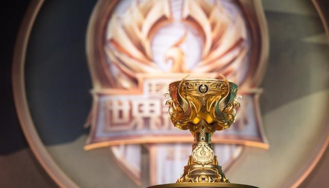 小翔很忙|世冠fmvp预测：GK登顶鹏鹏机会大，QGhappy夺冠他是唯一可能！