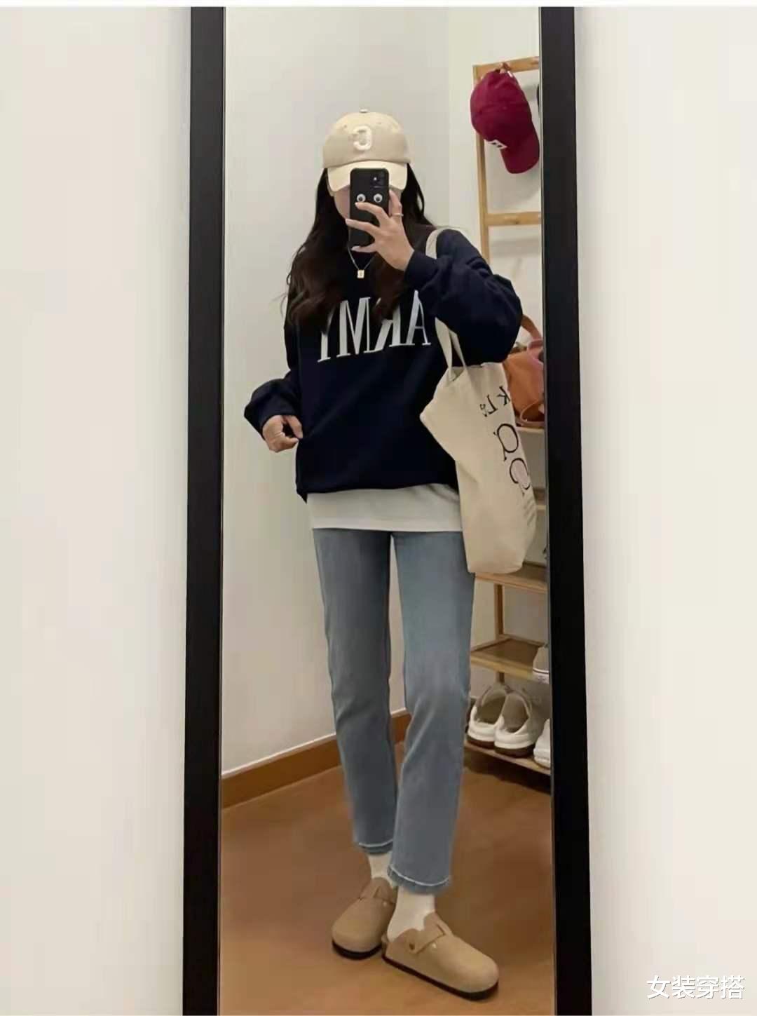女装穿搭|秋天牛仔裤搭配什么样的上衣外套