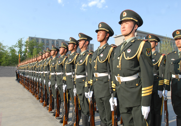 考试|考上军校的部队战士都是怎么学习的？