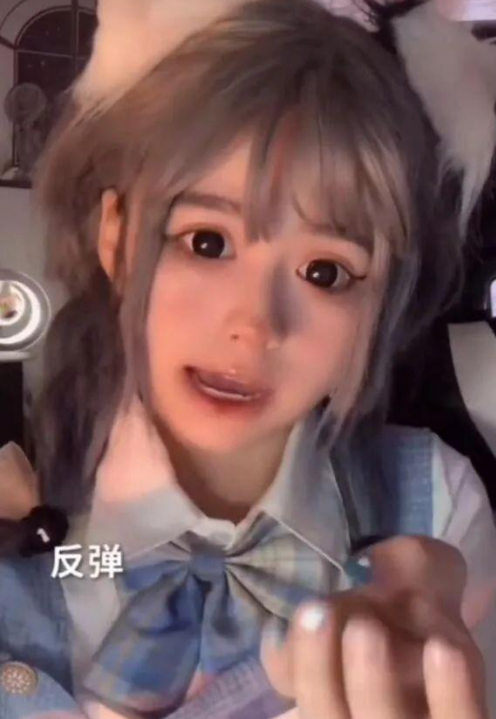 安妮|安妮：因一场车祸毁容，靠一句话大火吸粉千万，如今自曝是男人？