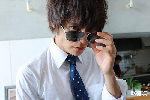 |网曝24岁网红遭情杀，哥哥也身受重伤！背后男友引人深思