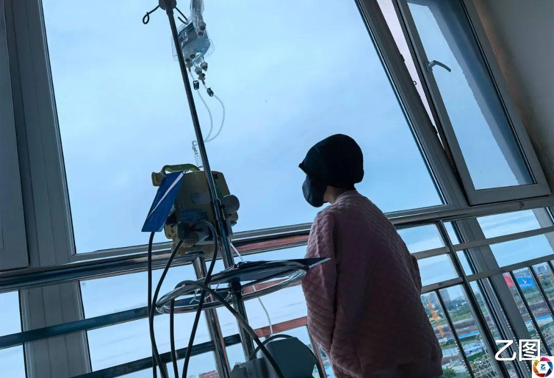 父母离异,9岁女孩确诊血癌,90后漂亮姑姑卖车用嫁妆救她