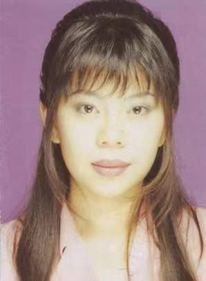 蒋梦婕|55岁女歌手削发为尼,子孙满堂老公健在,与前夫协议2周后离婚