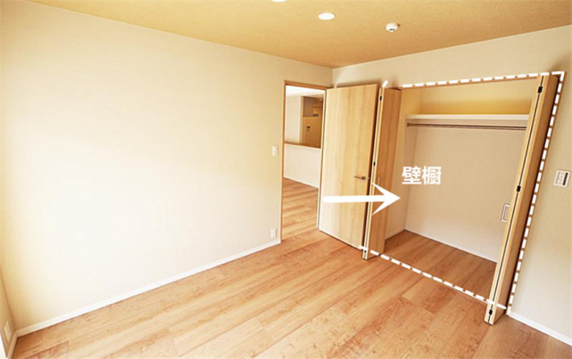 卧室越来越流行“去衣柜化”设计，只有亲身体验过，才知道多爽