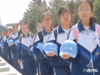 逸竹仙 山河已无恙，吾辈当自强！为弘文中学点赞，把这件事坚持了26年