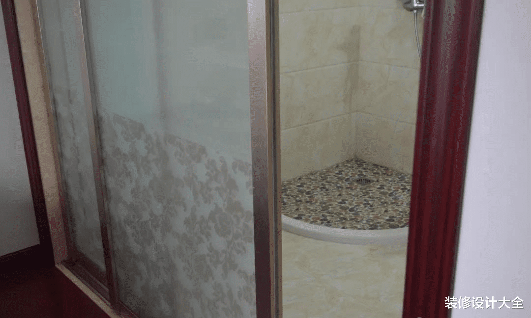 卫生间的门不能朝向这3个地方,否则吃亏就晚了,涨知识了!