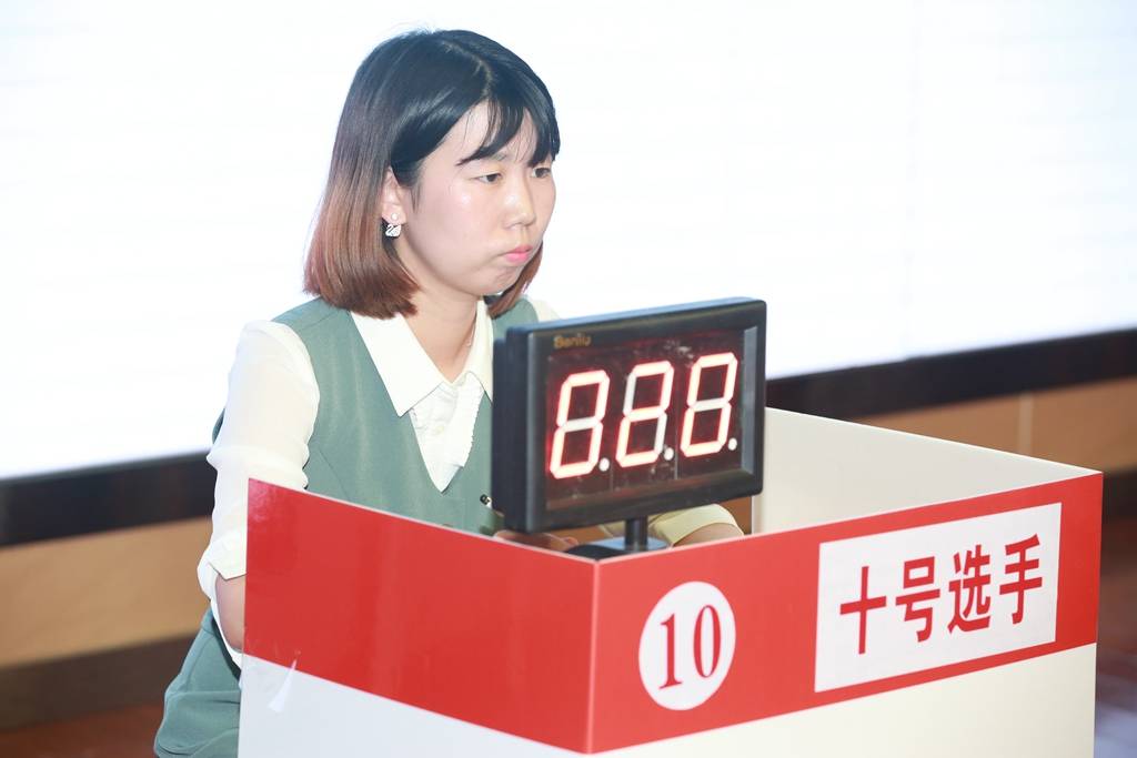 传媒陕西 西安市新城区举办首届中小学“中华经典诵写讲”诗词大会