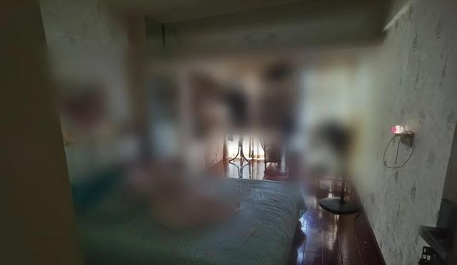 成都|成都“棺材房”，3梯100多户的房子你住过吗？