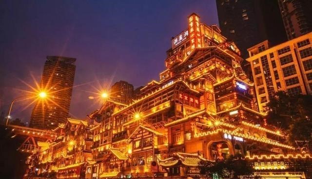 重庆 国内从不宰客的旅游城市，景点几乎不收费，消费不高适合穷游